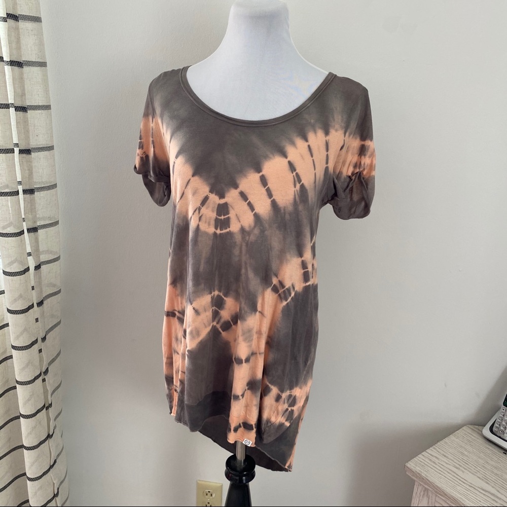 Sloane Rouge Tie Dye Tunic Tee Gray Medium